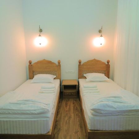 Guesthouse Muqaddam บูคารา ภายนอก รูปภาพ