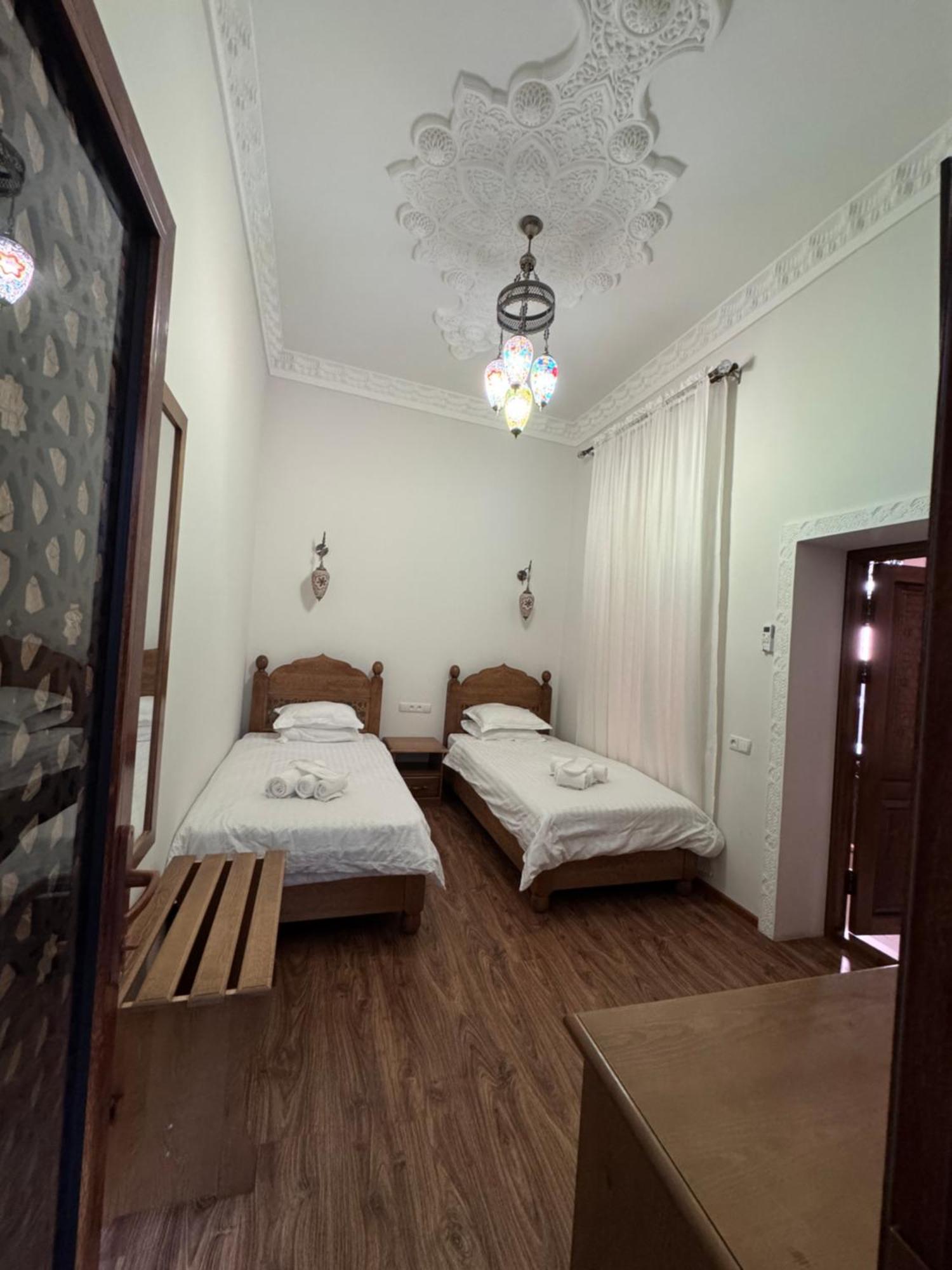 Guesthouse Muqaddam บูคารา ภายนอก รูปภาพ