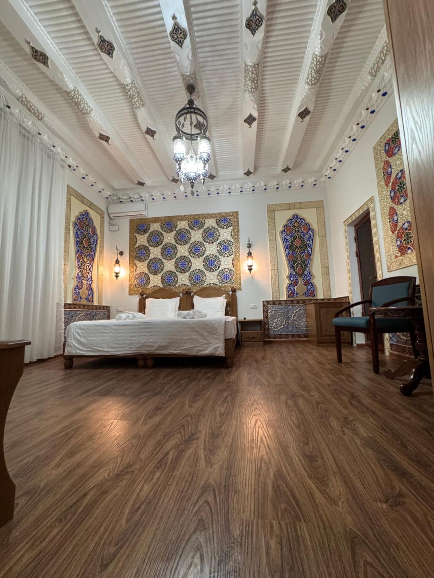 Guesthouse Muqaddam บูคารา ภายนอก รูปภาพ