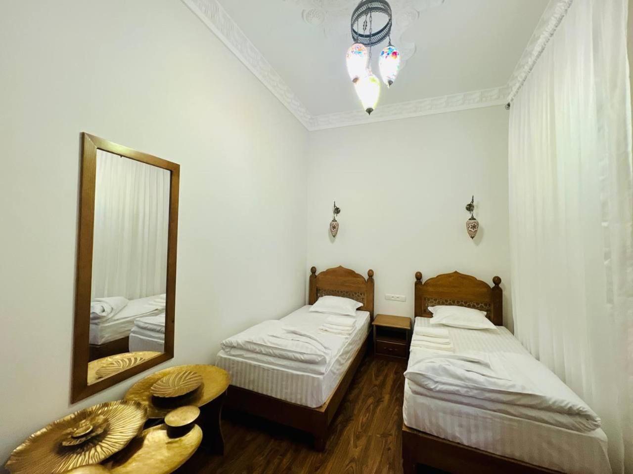 Guesthouse Muqaddam บูคารา ภายนอก รูปภาพ